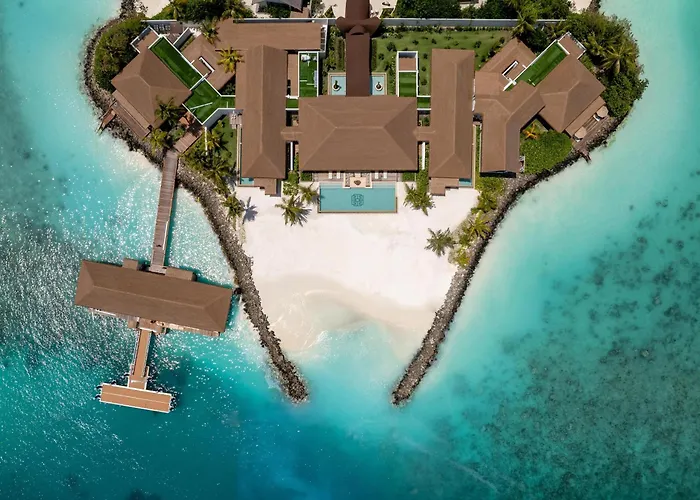 Hilton Maldives Amingiri Resort & Spa